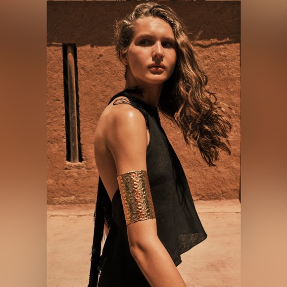 ZARA LINEN HALTER TOP SIZE S - Picture 3 of 6